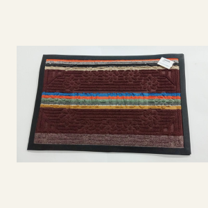 TAPETE ARCO IRIS 40 X 60 BEM VNIDO